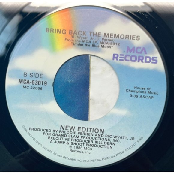 New Edition Tears on My Pillow / Bring Back the Memories 45 Pop 80s MCA 53019 - Picture 2 of 6